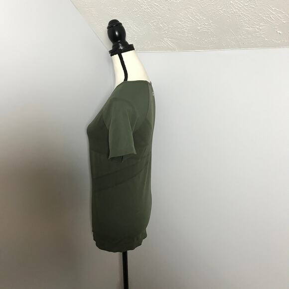 Sweaty Betty Green Athlete Seamless Workout Tee - Size Small - Picture 3 of 7